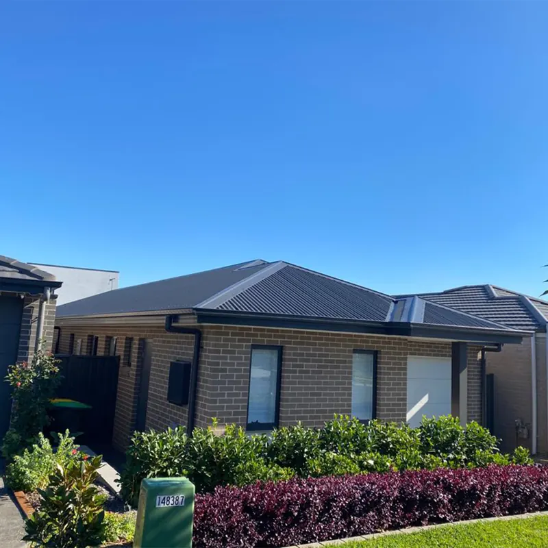 Finished Colorbond roof on a brick home